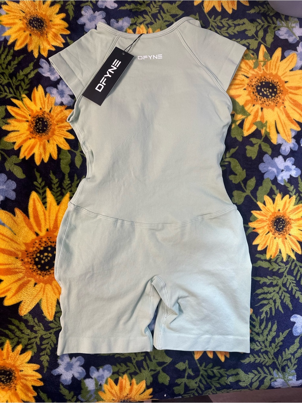 Dfyne impact short sleeve one piece - Picture 2 of 3
